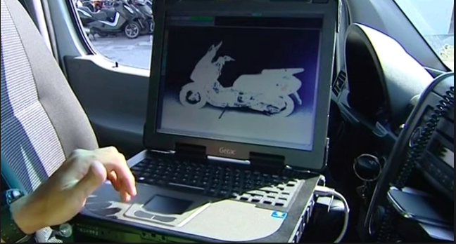 Imagen de la furgoneta-escáner Medusa que se usa en la Aduana de La Línea