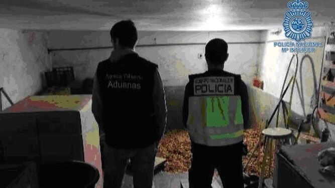 Desarticulada una fábrica clandestina en Alcalá de Guadaíra