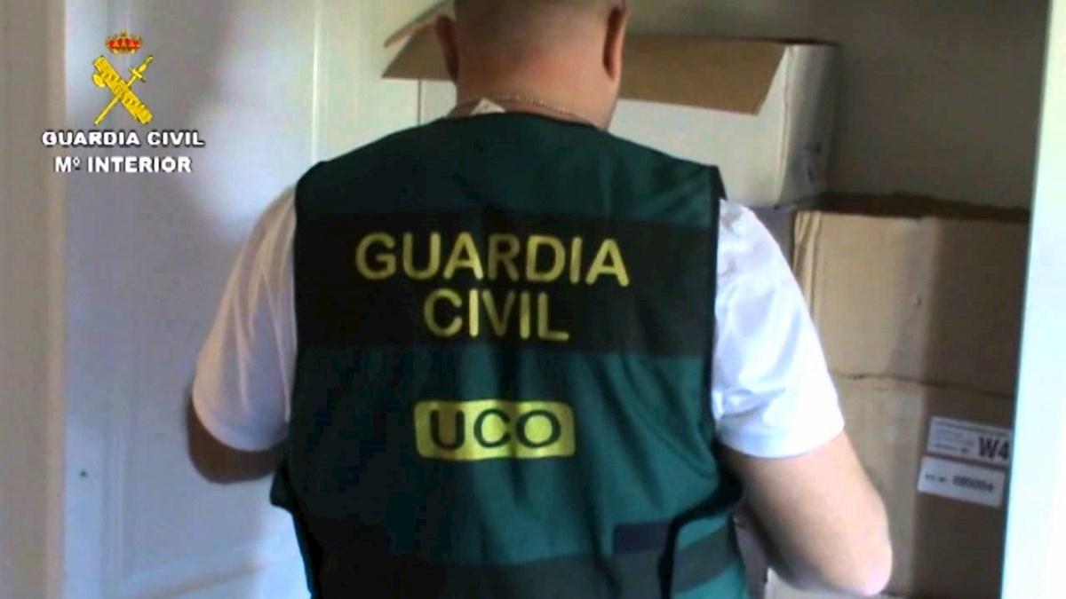 Diez detenidos por contrabando de tabaco y tráfico de drogas en Málaga