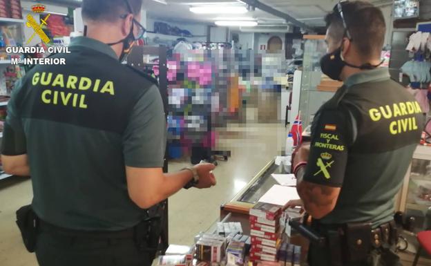 La Guardia Civil realiza una docena de inspecciones anticontrabando en Gran Canaria