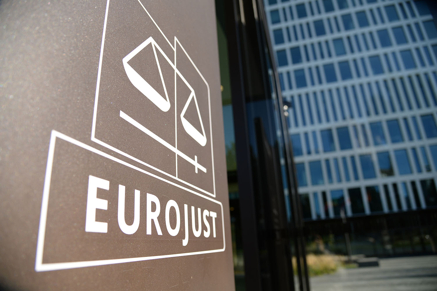 Eurojust: la agencia de cooperación judicial que también lucha para frenar el contrabando