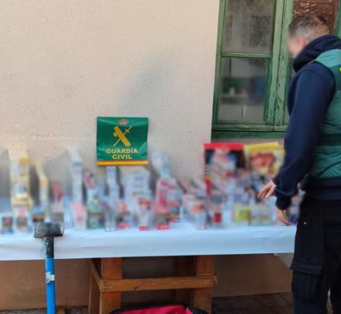 Estancos, aeropuertos y vehículos: la lucha contra el contrabando de tabaco en España 